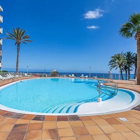 Newly Refurbished Beachfront Lejlighed San Bartolomé